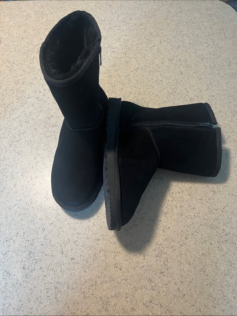 Women's Black Winter Shearling Zip-Back Boots